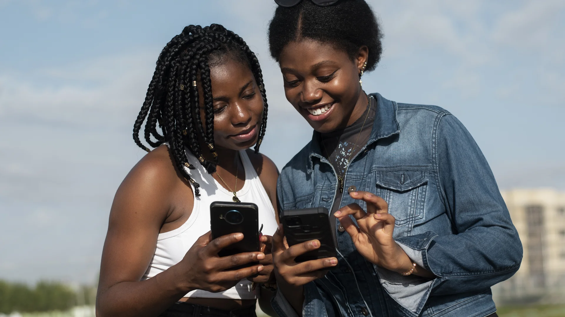 Commerces et pharmacies en Côte d'Ivoire